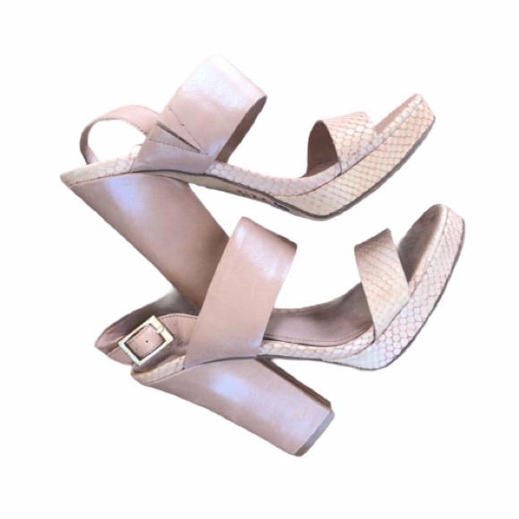 Vince Camuto Blush Pink platform heel Sandals - Picture 1 of 12